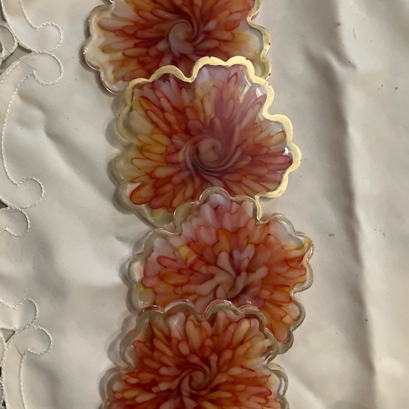 UNIQUE HANDMADE RESIN SET - Picture 3 of 3